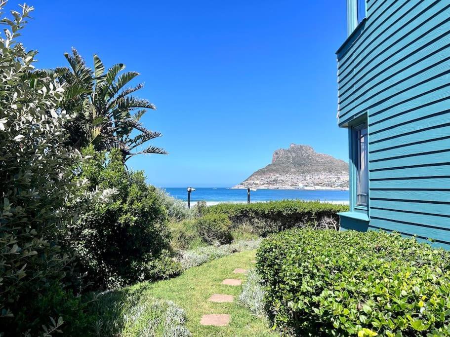 Beautiful Apartment Across From The Beach Cape Town Exterior photo