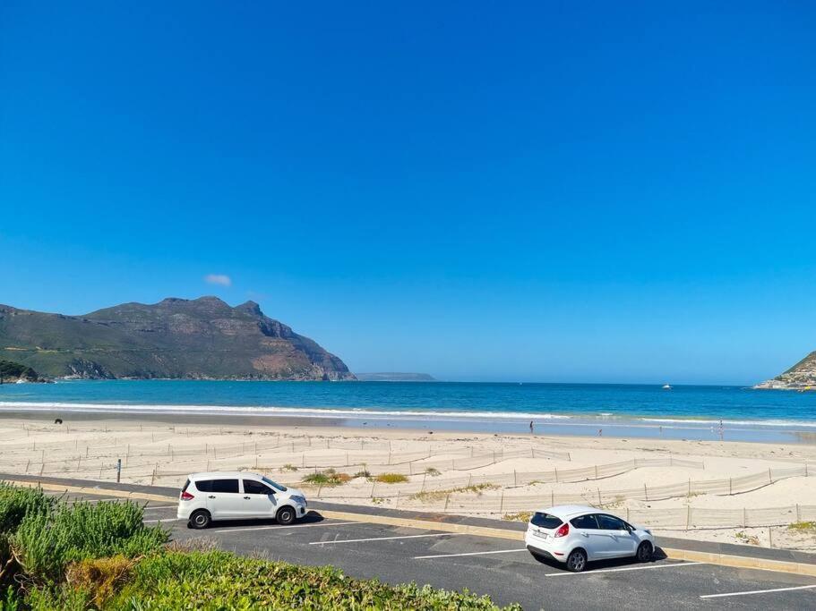 Beautiful Apartment Across From The Beach Cape Town Exterior photo