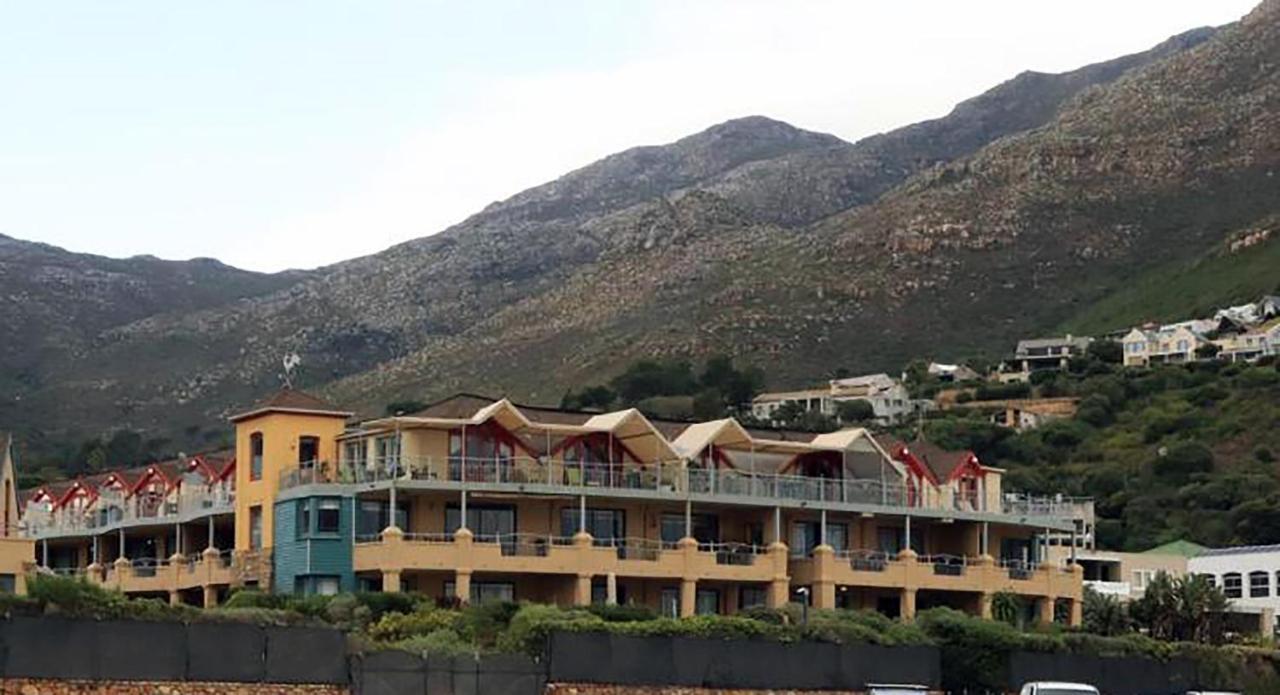 Beautiful Apartment Across From The Beach Cape Town Exterior photo