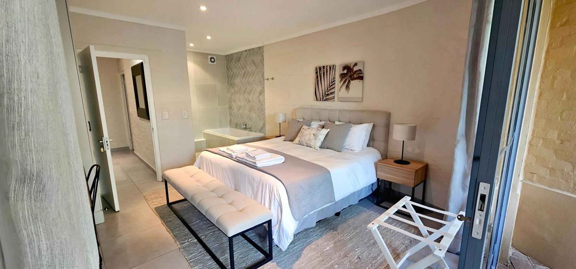 Beautiful Apartment Across From The Beach Cape Town Exterior photo